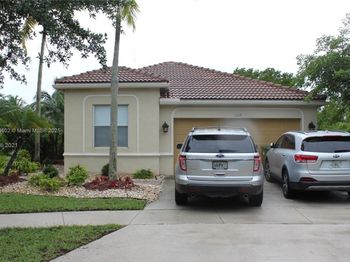 1569 Winterberry Ln