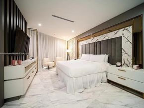 851 NE 1st Ave 4811, Miami FL 33132