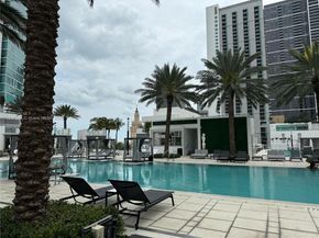 851 NE 1st Ave 4811, Miami FL 33132