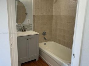 103 NW 6th Ave 2, Miami FL 33128