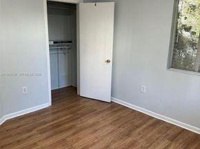 103 NW 6th Ave 2, Miami FL 33128