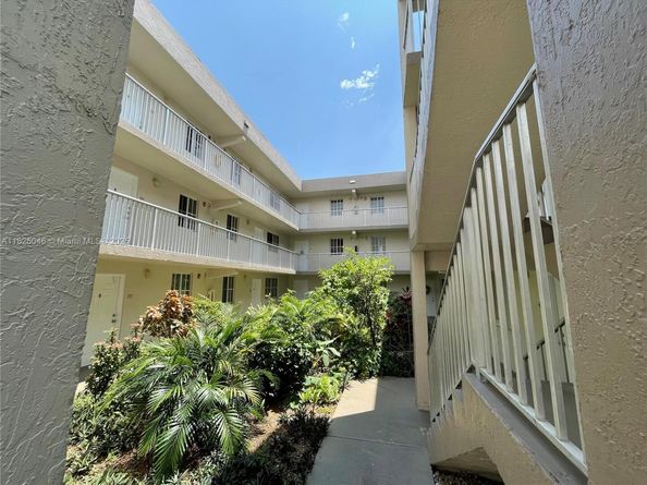 6135 NW 186th St 201, Hialeah FL 33015