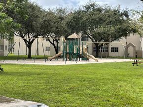 6135 NW 186th St 201, Hialeah FL 33015