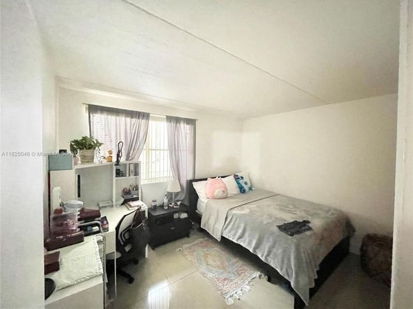 6135 NW 186th St 201, Hialeah FL 33015