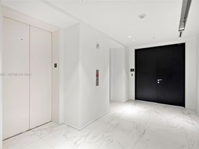 1000 Biscayne Blvd TH1201, Miami FL 33132