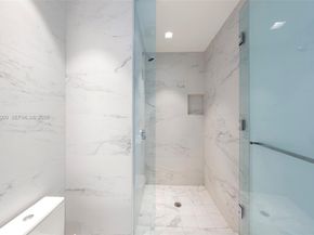 1000 Biscayne Blvd TH1201, Miami FL 33132