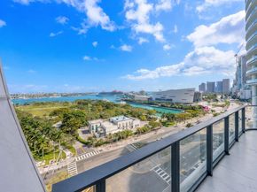 1000 Biscayne Blvd TH1201, Miami FL 33132