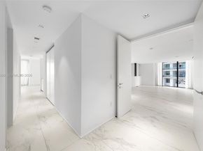 1000 Biscayne Blvd TH1201, Miami FL 33132