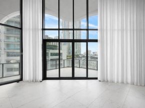 1000 Biscayne Blvd TH1201, Miami FL 33132