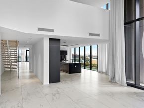 1000 Biscayne Blvd TH1201, Miami FL 33132