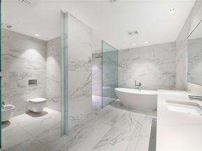 1000 Biscayne Blvd TH1201, Miami FL 33132