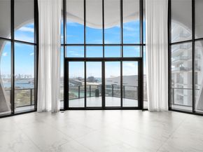 1000 Biscayne Blvd TH1201, Miami FL 33132