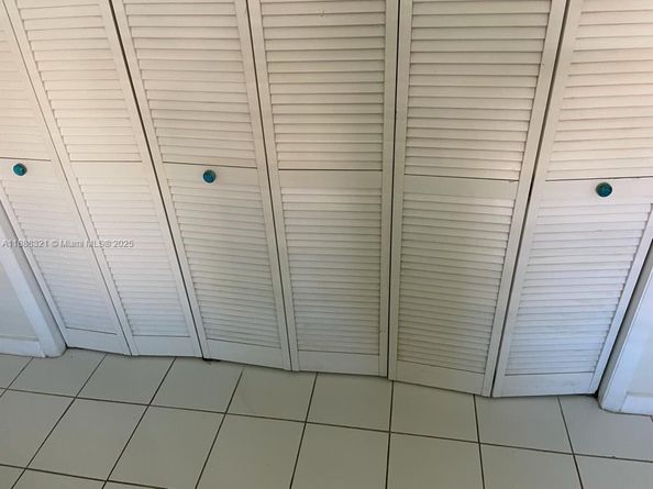 1450 Atlantic Shores Blvd 109, Hallandale Beach FL 33009
