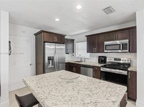 4752 SW 127th Ct, Miami FL 33175