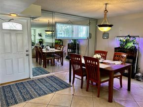 411 S Hollybrook Dr 105, Pembroke Pines FL 33025