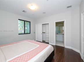 18540 SW 43rd St, Miramar FL 33029