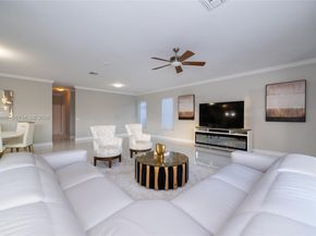 18540 SW 43rd St, Miramar FL 33029