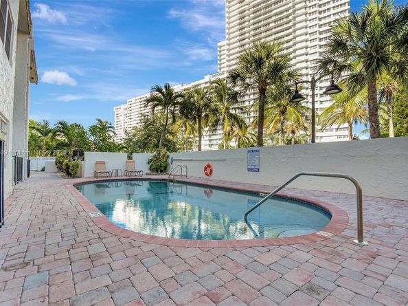 4143 N Ocean Blvd 211, Fort Lauderdale FL 33308