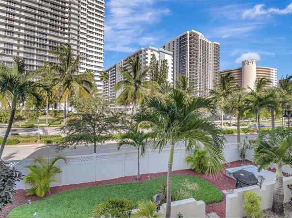 4143 N Ocean Blvd 211, Fort Lauderdale FL 33308