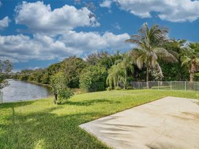 2034 NW 145th Ave, Pembroke Pines FL 33028