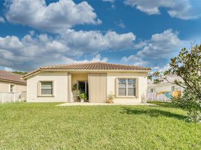 2034 NW 145th Ave, Pembroke Pines FL 33028