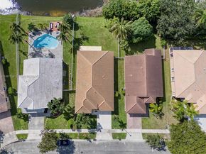 2034 NW 145th Ave, Pembroke Pines FL 33028
