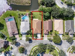 2034 NW 145th Ave, Pembroke Pines FL 33028