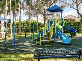 2034 NW 145th Ave, Pembroke Pines FL 33028