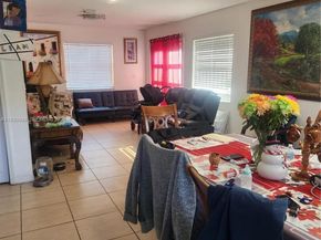 1747 NW 85th St, Miami FL 33147