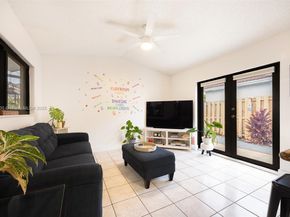 14207 SW 48th Ln, Miami FL 33175