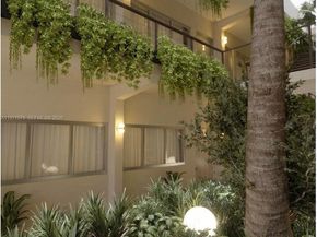 250 Collins Ave 209, Miami Beach FL 33139