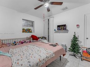 445 NW 8th St, Homestead FL 33030