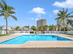 3341 NE 170th St, North Miami Beach FL 33160