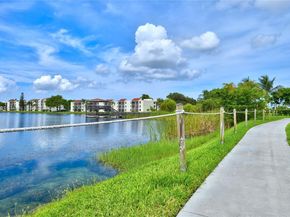 111 Lake Emerald Dr 307, Oakland Park FL 33309