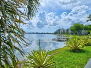 111 Lake Emerald Dr 307, Oakland Park FL 33309