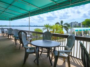 111 Lake Emerald Dr 307, Oakland Park FL 33309