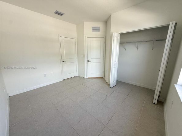 12440 NW 23rd Ct, Miami FL 33167