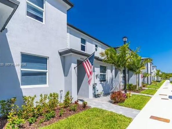 27704 SW 156th Ct, Homestead FL 33032