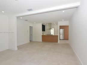 1084 NW 66th St, Miami FL 33150