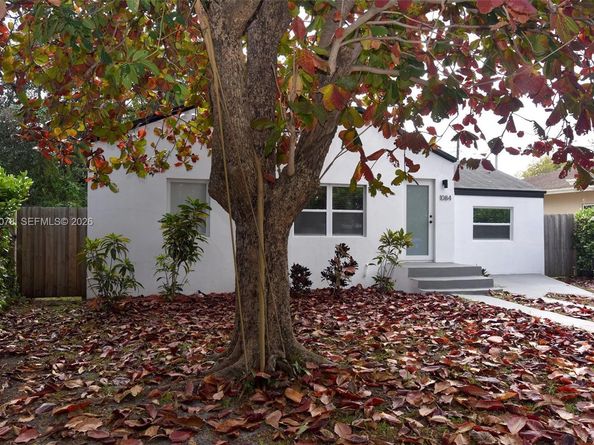 1084 NW 66th St, Miami FL 33150