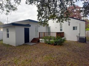 1084 NW 66th St, Miami FL 33150
