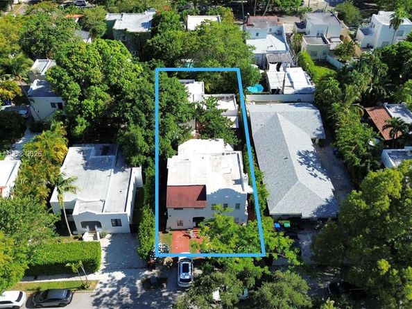 1924 SW 9th St, Miami FL 33135