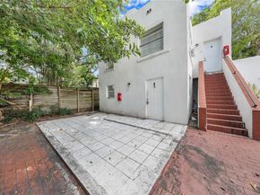 1924 SW 9th St, Miami FL 33135