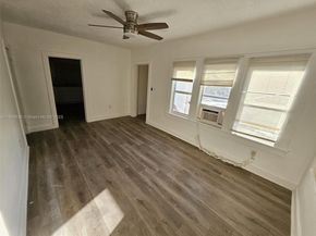 1924 SW 9th St, Miami FL 33135