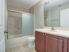 7347 NW 173rd Dr 102, Hialeah FL 33015