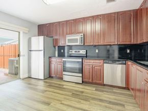 7347 NW 173rd Dr 102, Hialeah FL 33015