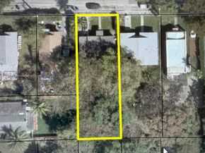 280 NW 51st St, Miami FL 33127