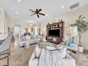 8275 NW 127th Ln 34F, Parkland FL 33076