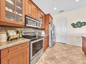 8275 NW 127th Ln 34F, Parkland FL 33076