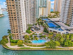 901 Brickell Key Blvd 3206, Miami FL 33131